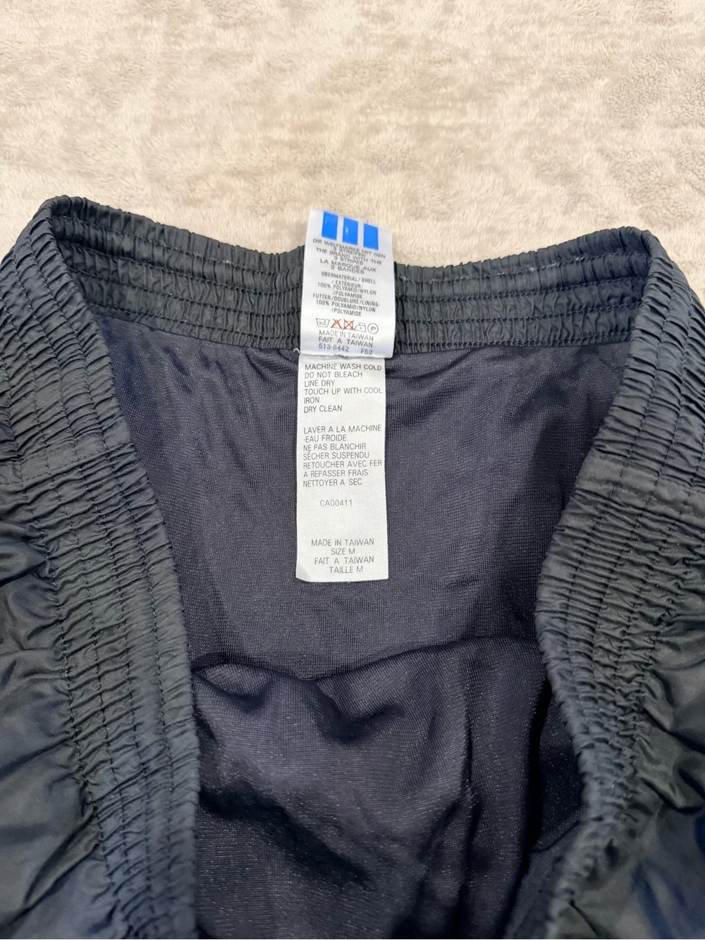 Vintage Adidas Nylon Shorts w/ Lining Black Mens M Trefoil Logo Taiwan 90s